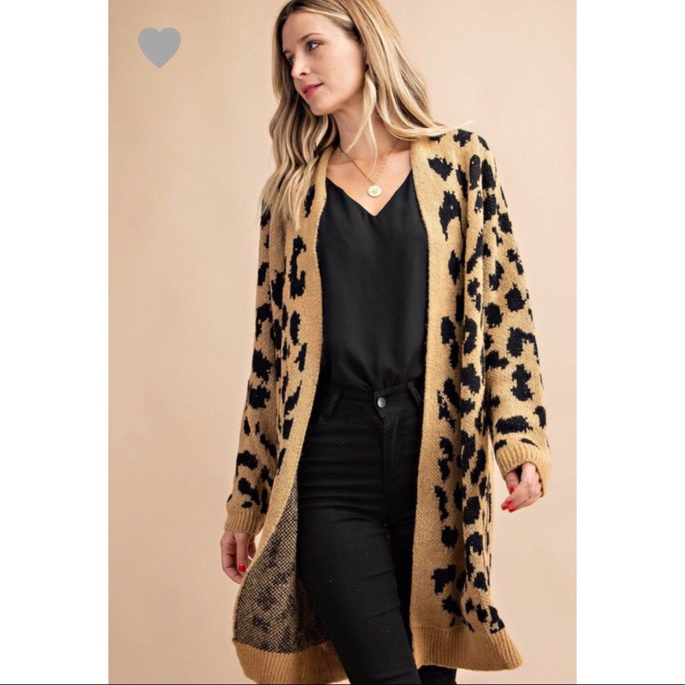 >>LAST<< Leslie Leopard Print Cardigan - Picture 2 of 5